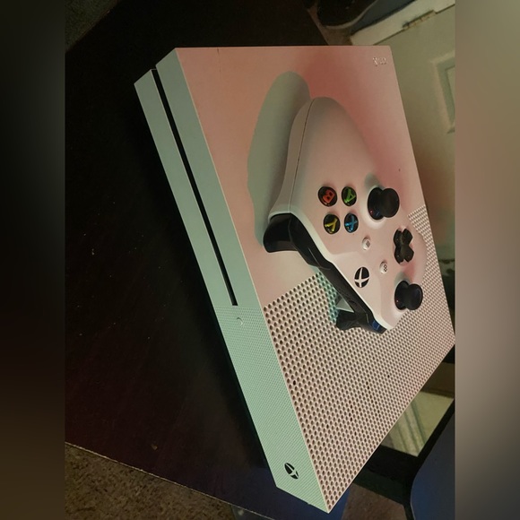 I don’t use it, no cords, 4 video games and the console in good condition